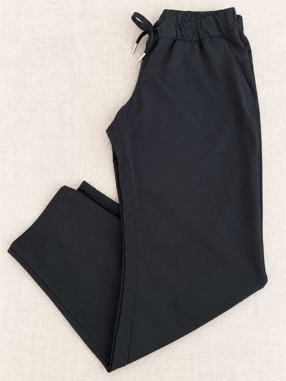 Lululemon Black Pull-On Pants Size 6 | Elastic Waist Wide Leg Trouser